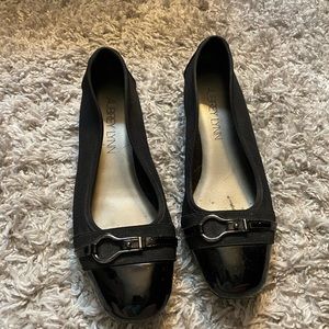 Black Aubrey Lynn flats